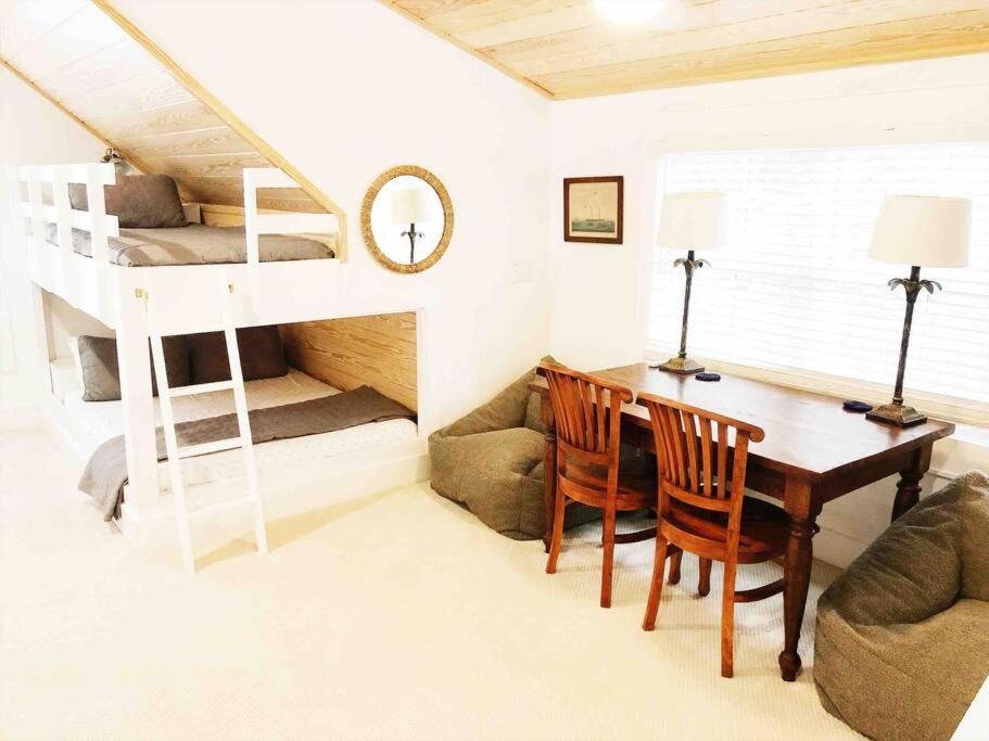 Liz Lane Cottage- Entire Guesthouse Charleston Extérieur photo